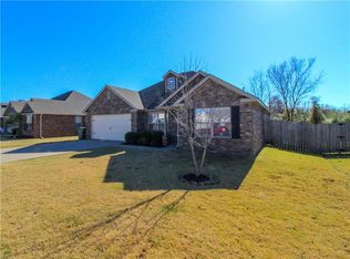 206 E Laurel Ave, Rogers, AR 72758