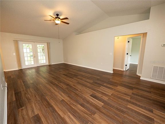 4th image of 3247 Curtis Dane Ln