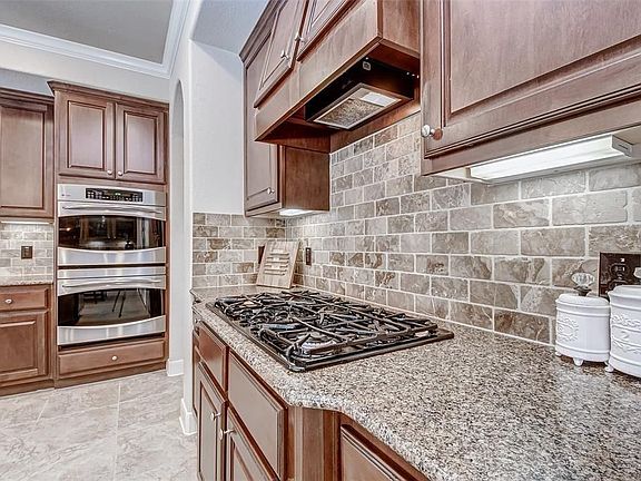 5th image of 4703 Bell Mountain Dr