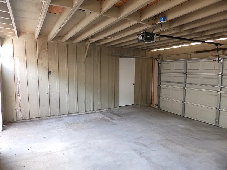 13249 Kit Ln — Photo 17
