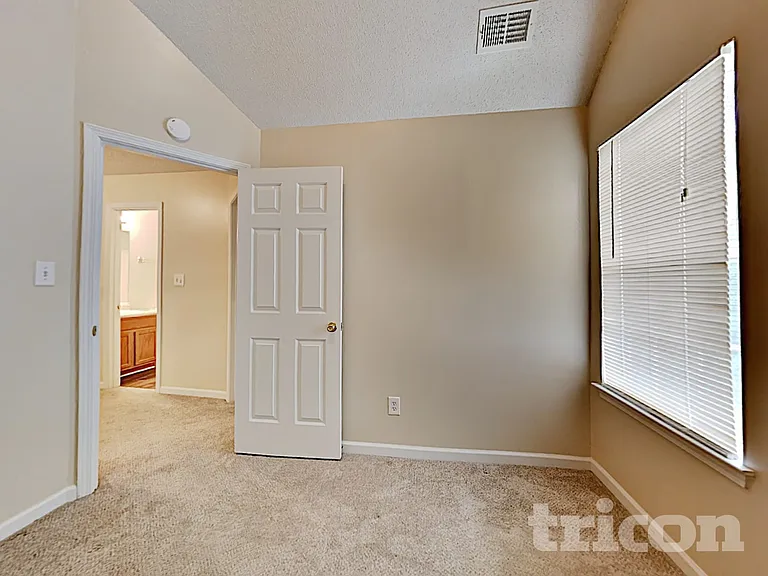 4453 Pipemaker Blf — Photo 26