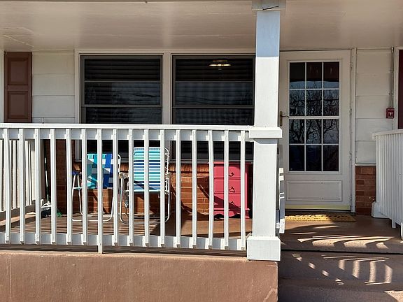 2nd image of 501 View Park Dr