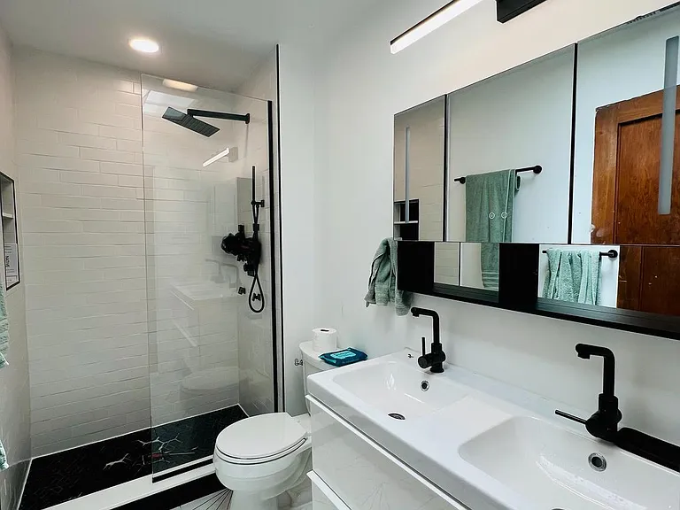 1008 Bashford Ln — Photo 13
