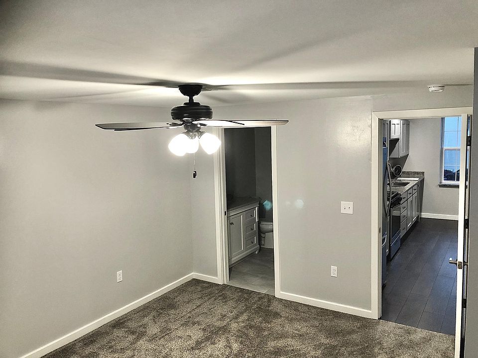 14 W Main St Newark OH Zillow