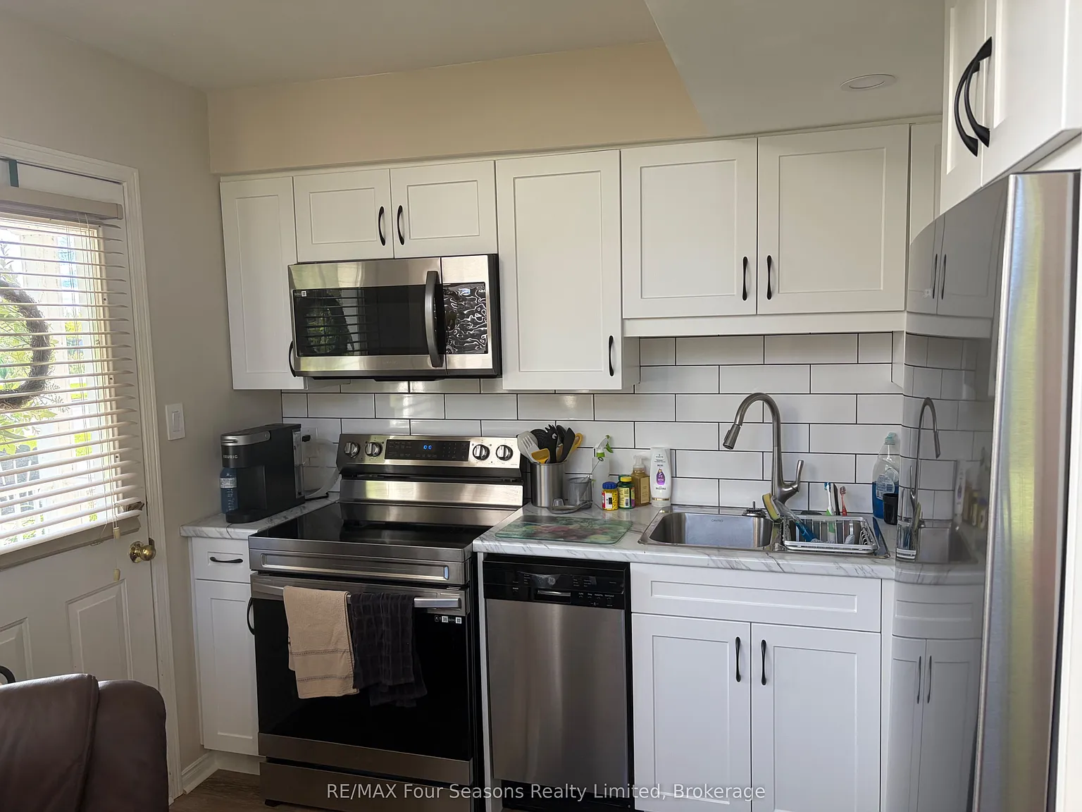 2 bed, $2,200 — Photo 4