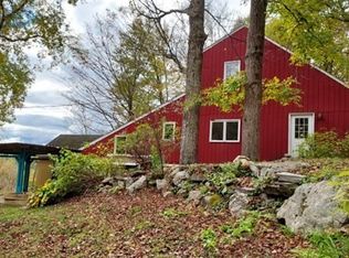 69 Bromley Rd, Huntington, MA 01050