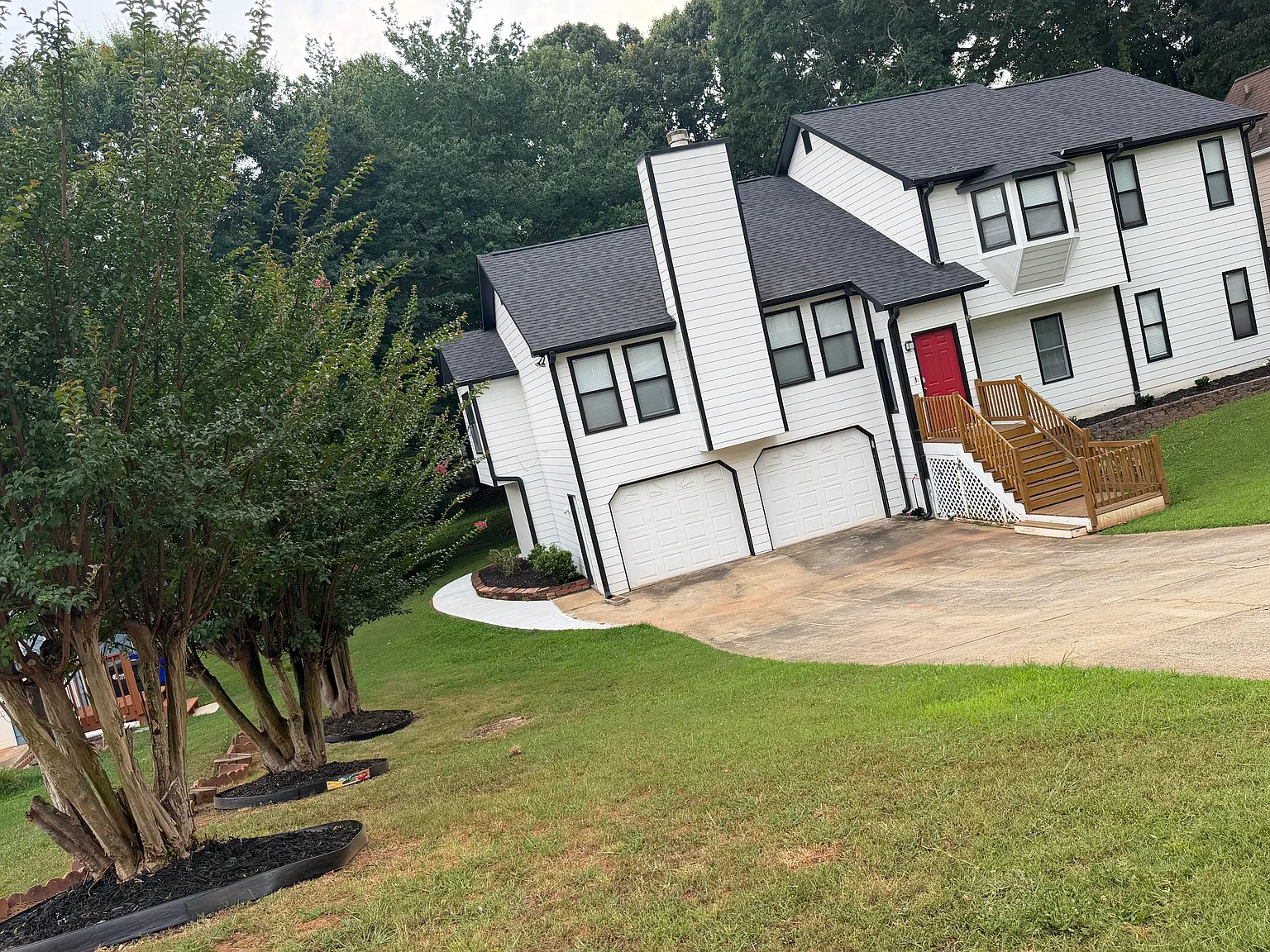 3971 Brantley Dr — Photo 2