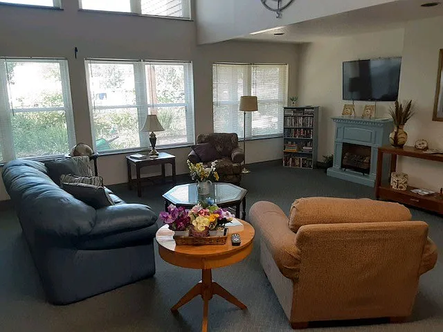 1 bed, $960 — Photo 4