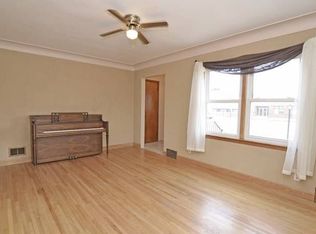 26 17th Ave S, Hopkins, MN 55343