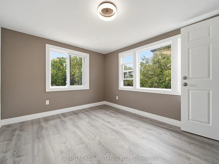 293 Highland Rd E #A — Photo 12