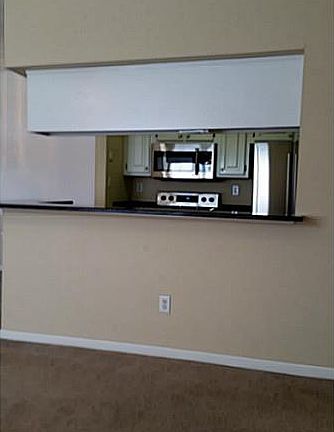 4th image of 1000 Willow Green Ct