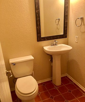 5th image of 6506 Kestrel Ln