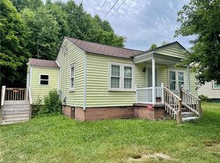 10 Circle Dr, Reidsville, NC 27320