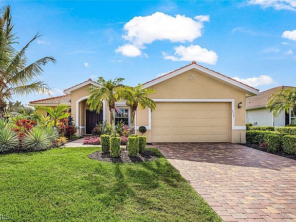 3rd image of 2556 Ashbury Cir
