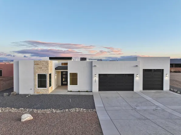 7908 Emerald Dr NW, Albuquerque, NM 87120