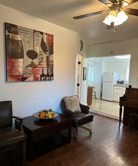 25386 Uvas Ct — Photo 3