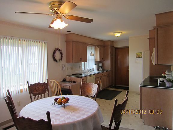 5th image of 1838 Martin Dr