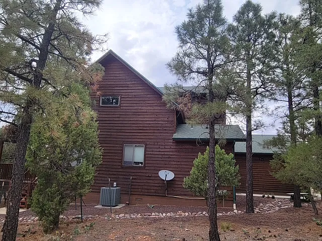 1480 N Bear Hollow Ln — Photo 4