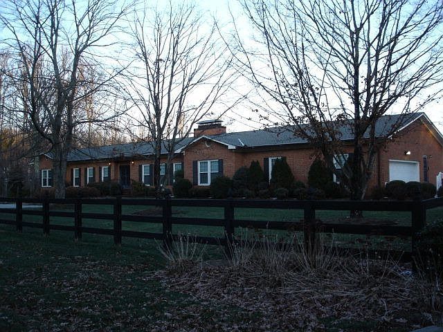 1st image of 756 Mountain Top Ln