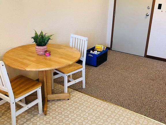 5th image of 7621 Noblestown Rd APT 2
