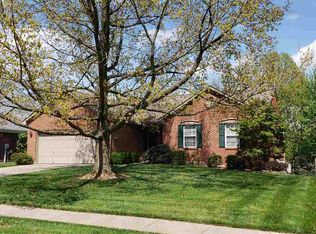 6168 Woodcrest Dr, Burlington, KY 41005