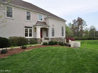 10005 Lochalsh Ln, Vienna, VA 22181