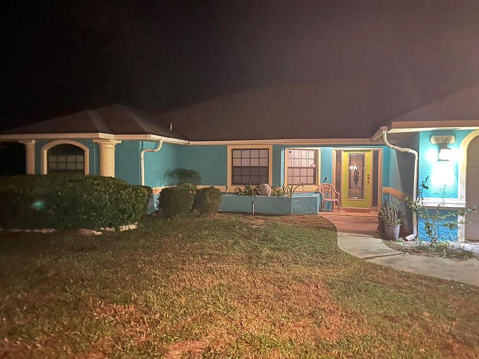 1st image of 215 Marion Oaks Mnr