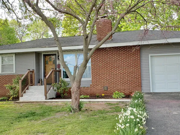 449 Grand Ave, Mountain Home, AR 72653