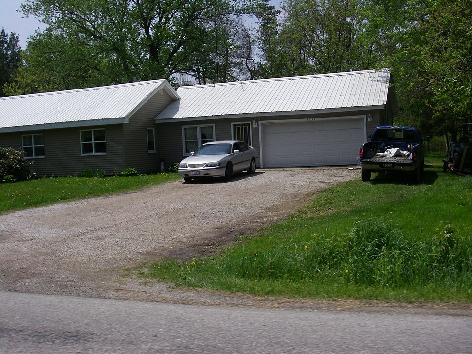 2nd image of 4539 Middle Rd