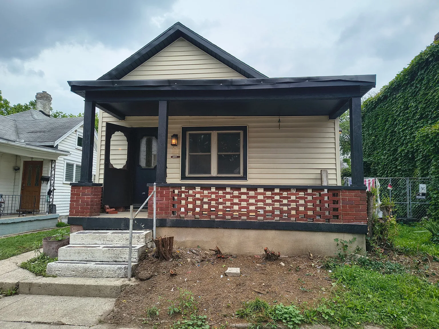 4 bed, 1455 sqft, $1,600 — Photo 1