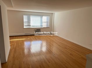 8644 Skokie Blvd #301, Skokie, IL 60077