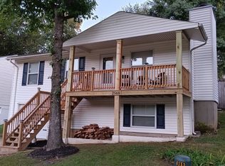 2568 Braintree Dr, High Ridge, MO 63049