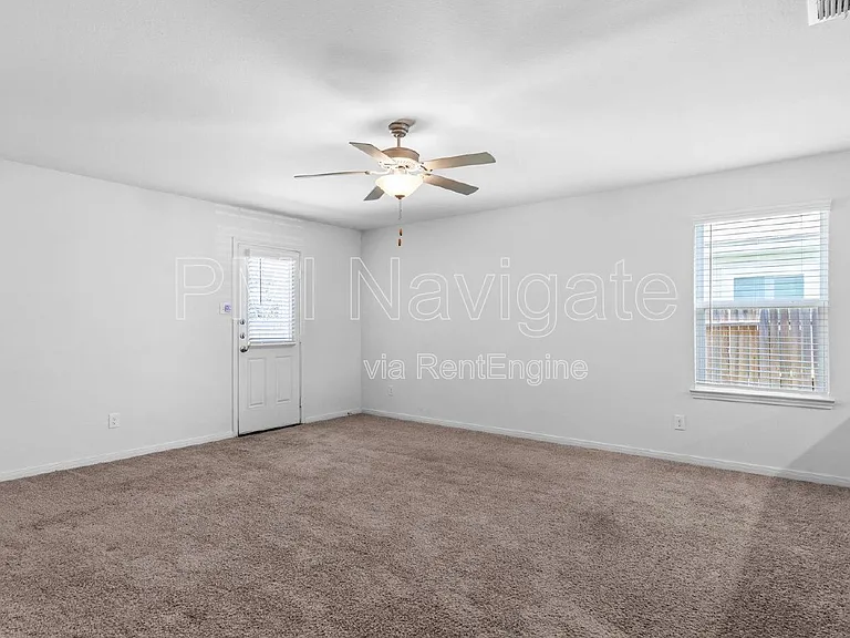 11737 Davalos Ln — Photo 9