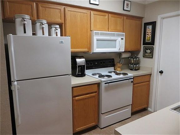 3rd image of 8020 Braesmain Dr APT 1706