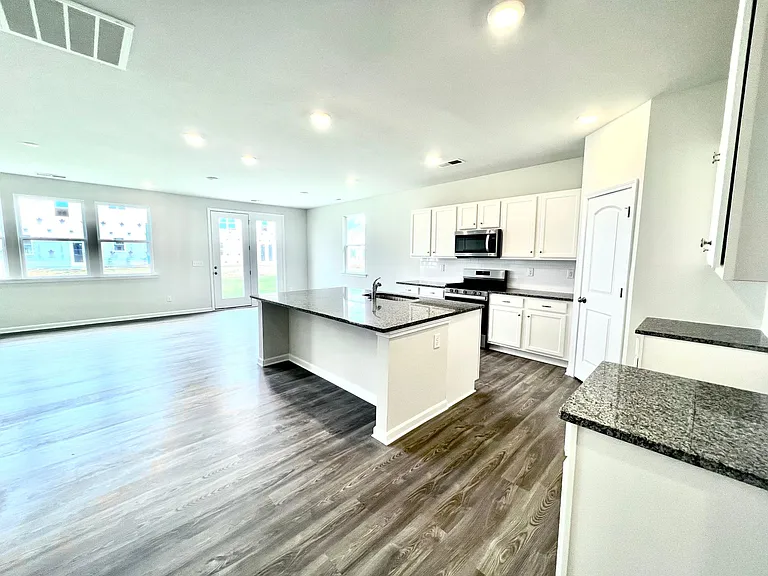 5010 Markfield Ln — Photo 14