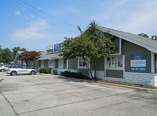 5th image of 550 W Norton Ave