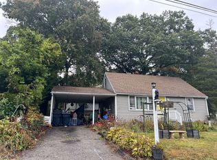 71 Breault St, Putnam, CT 06260