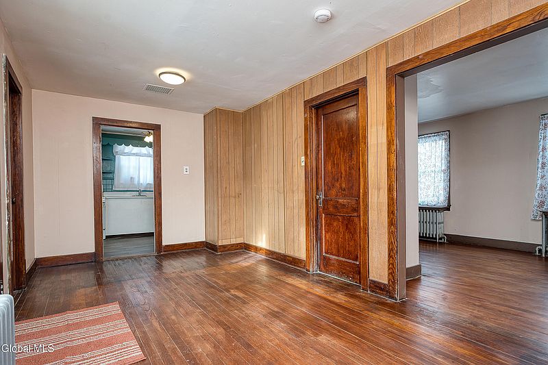 4th image of 6181 Johnston Road