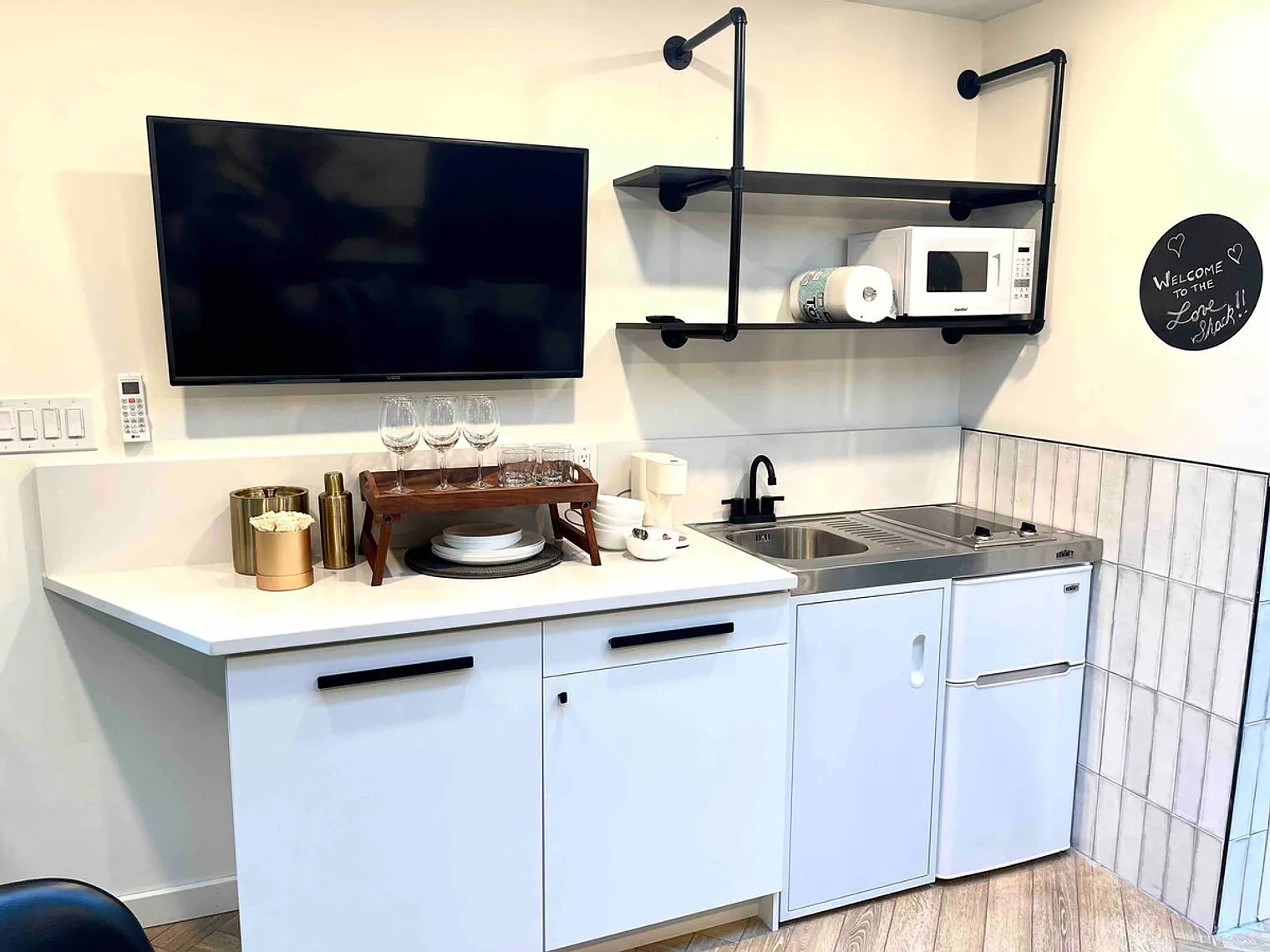 Studio, 1.0 bath, $8,043 — Photo 4