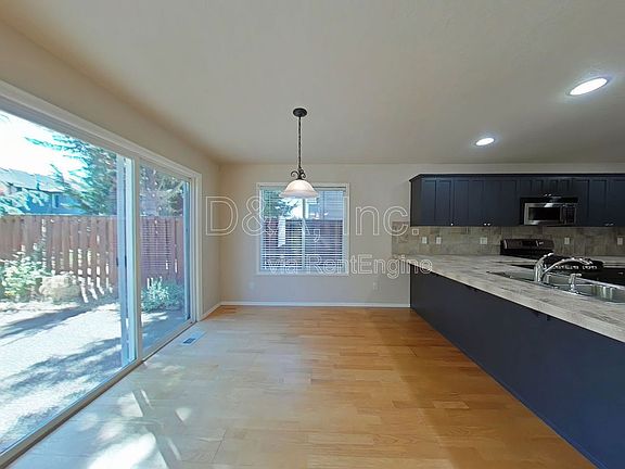 3rd image of 1262 SE Centerpointe Dr