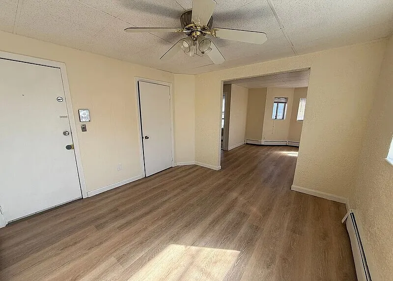Studio, 1.0 bath, 375 sqft, $1,770 — Photo 4