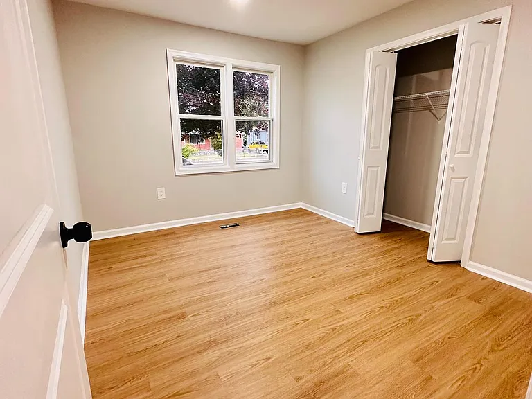 5906 Leewood Ave — Photo 13