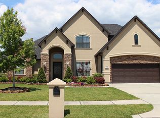1736 Round Rock St, Friendswood, TX 77546