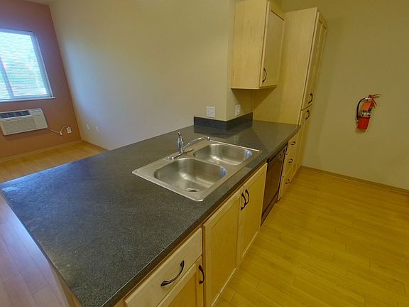 4th image of 362 E 12th Ave #405