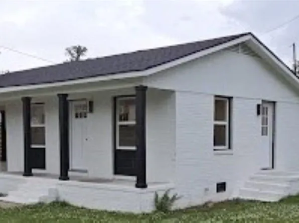 809 Cooper St, Marion, SC 29571