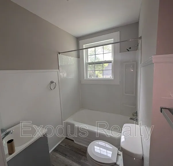 310 N Gulf St #B — Photo 12
