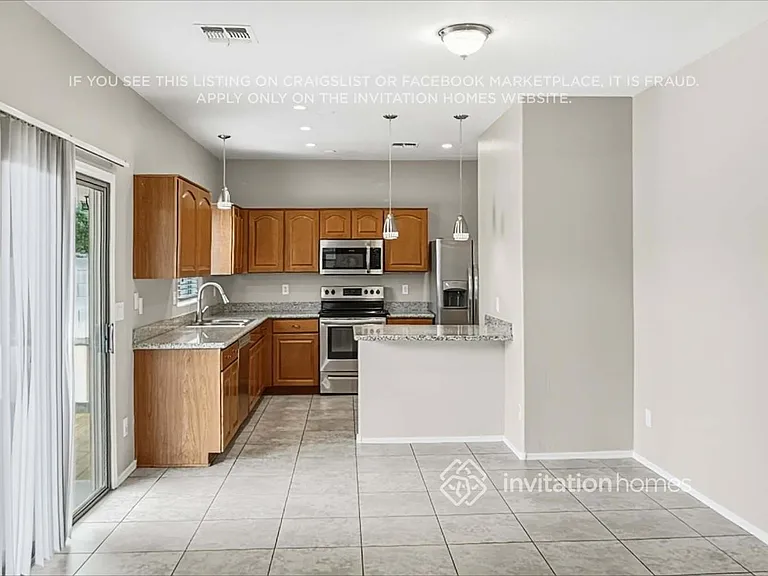 17263 W Acapulco Ln — Photo 9