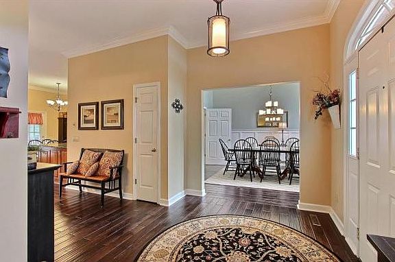 4th image of 1908 Ashfield Dr