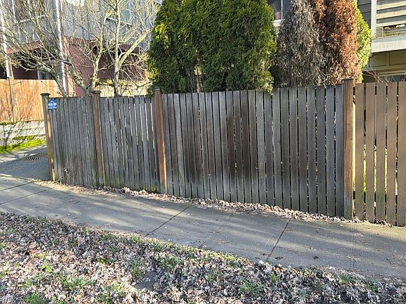 4th image of 13810 Greenwood Ave N Unit D