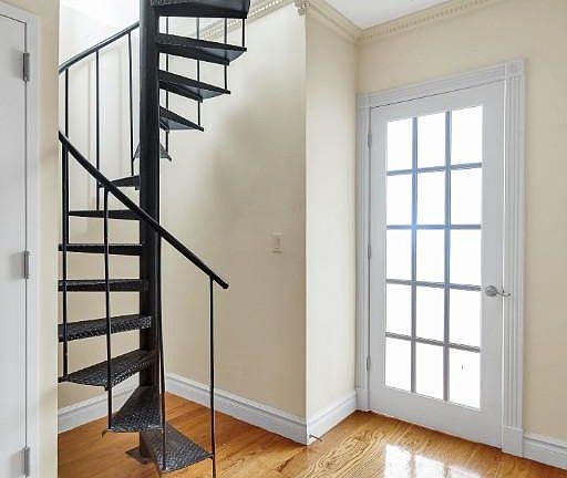 3rd image of 521 E 5th St #9